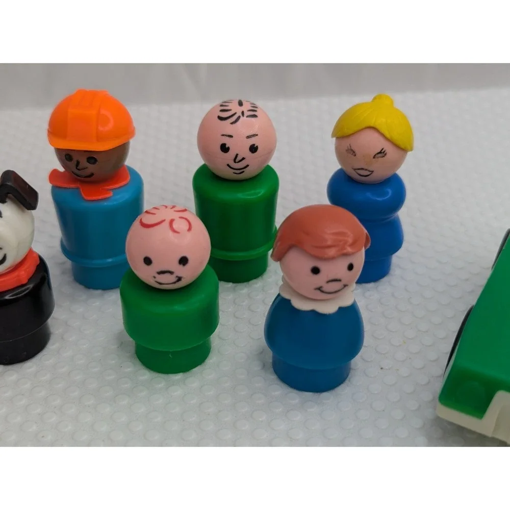 Fisher‎ Price Little People Plastic Head Body Lot of 10 Freckle Boy Car